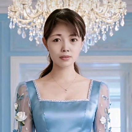 🍸女王🧜‍♀️