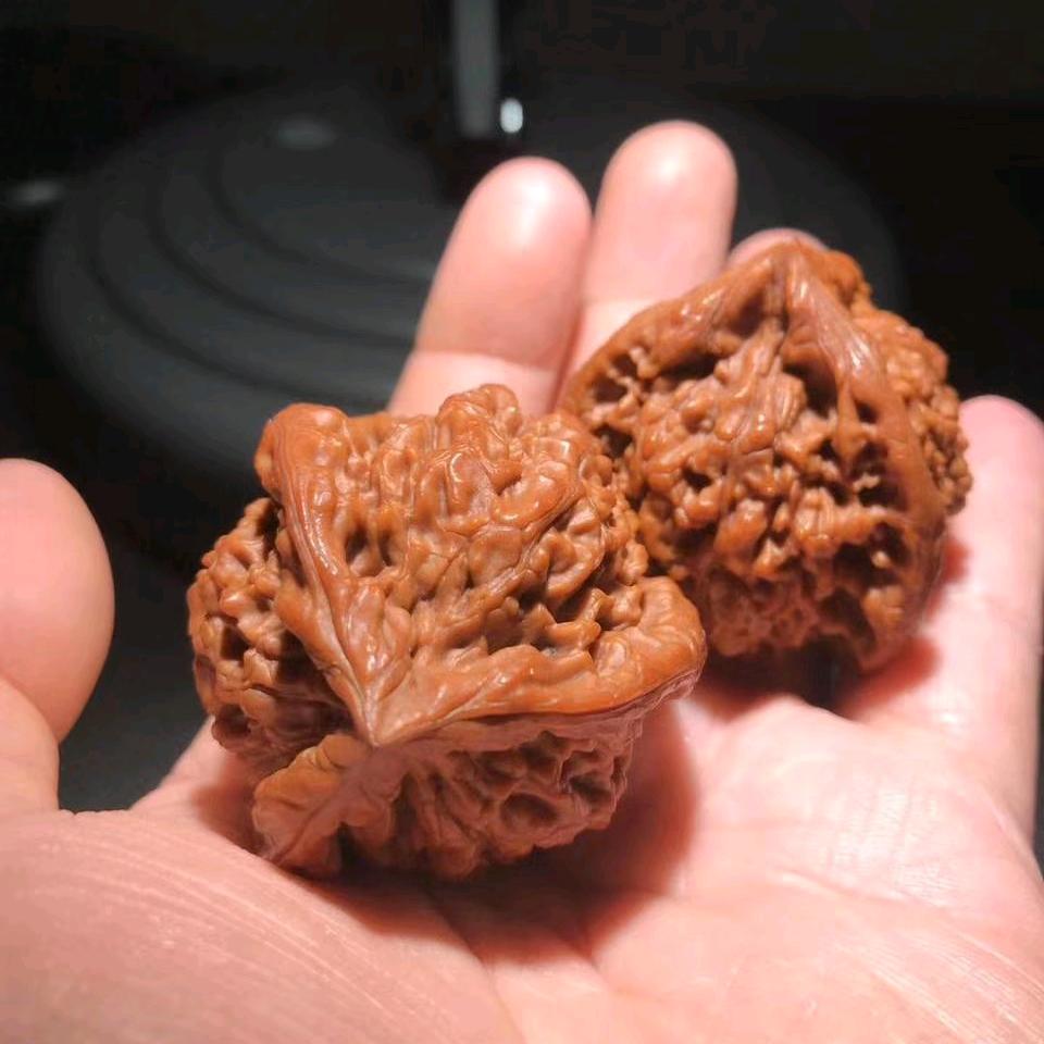 艺品轩文玩核桃