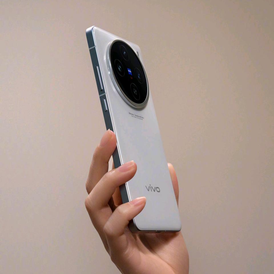 vivo自贡华商晶鑫店导购小蔓