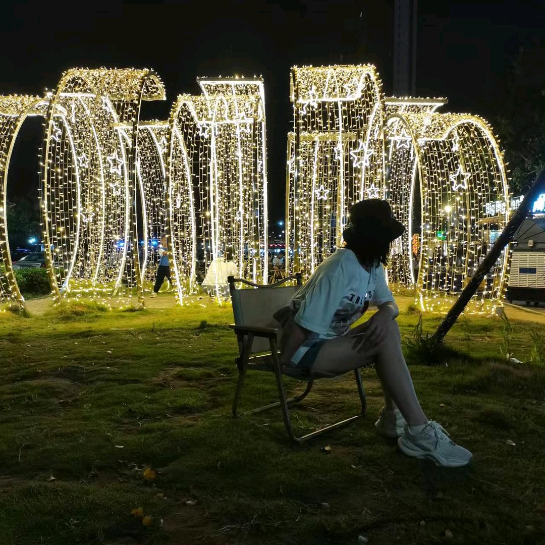 圆圆润的👑妞
