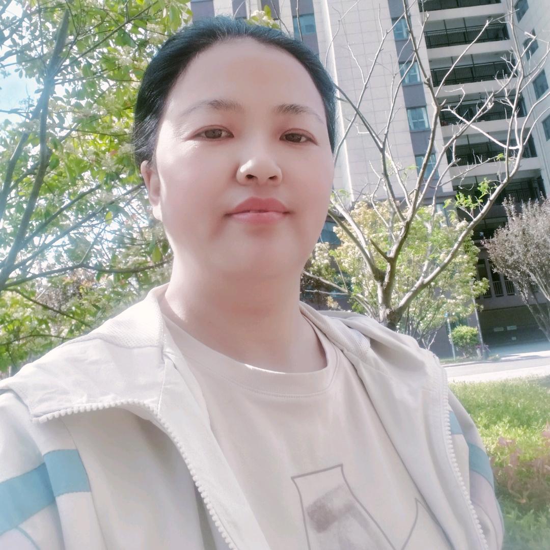 桐城逸品木门胡敏