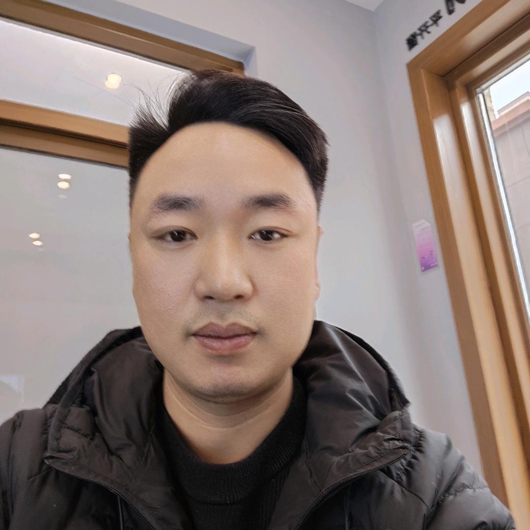 禹州轩尼斯门窗小哥