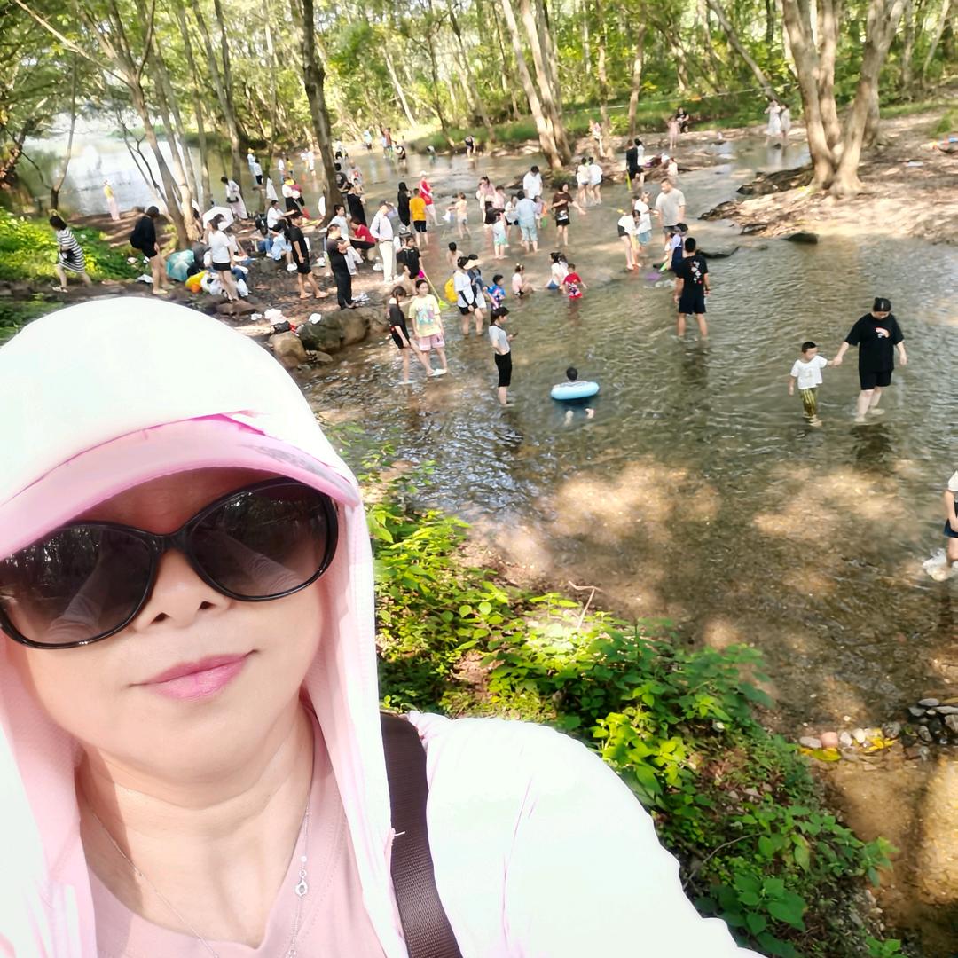 小十月小肉肉奶奶