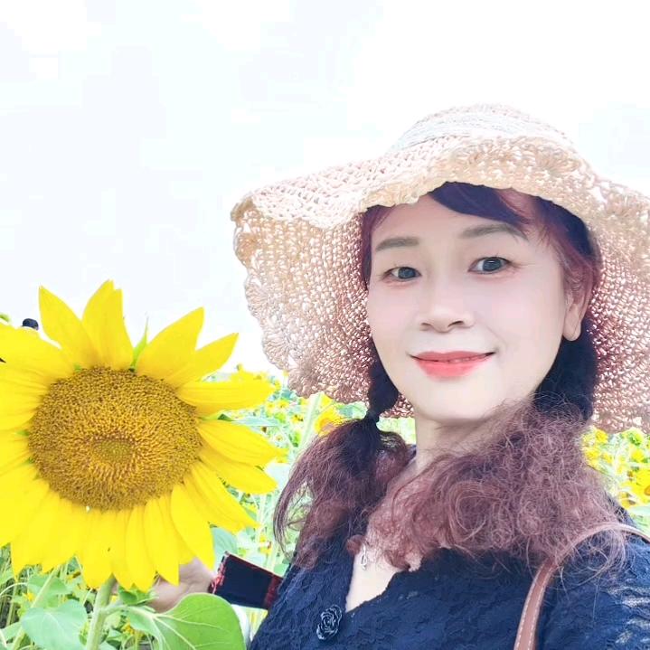 六姐爱自拍