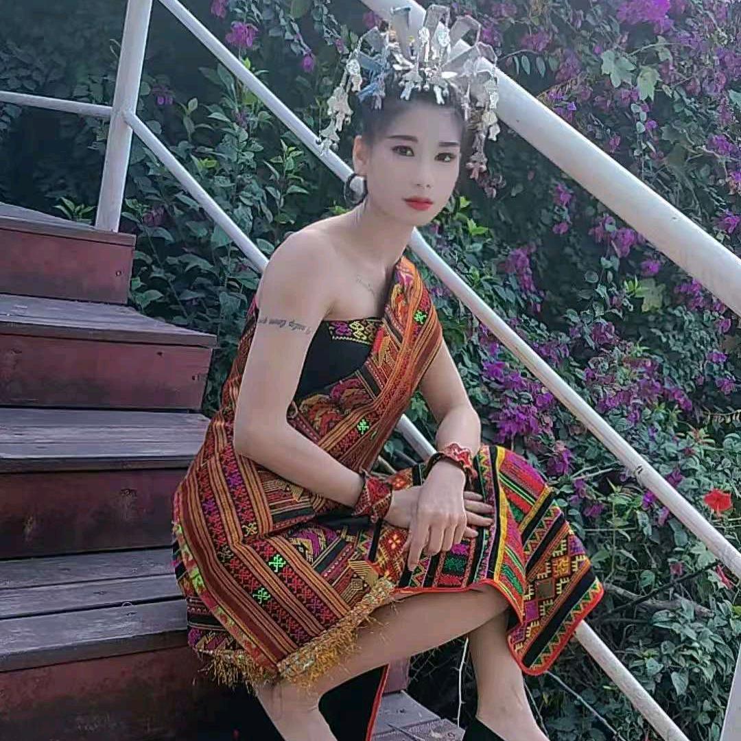 龙爷（八姐妹舞厅）