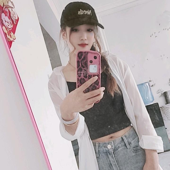 燕子🍀🍀🍀🍀🍀🍀