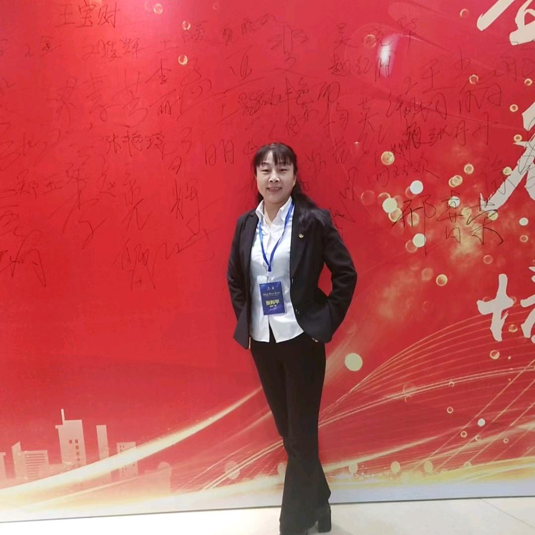 张丽萍姐妹植物染发