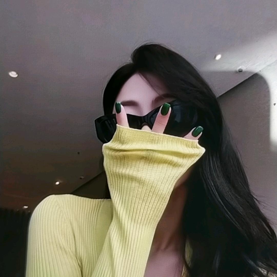 脸一点也不圆🤡