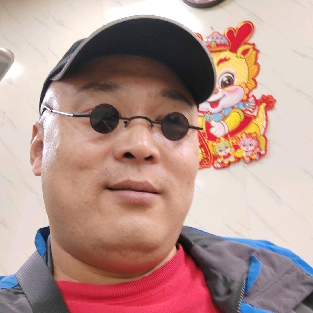 鑫  草  (努力中)