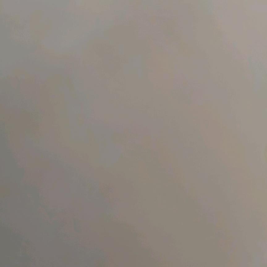 _/-: