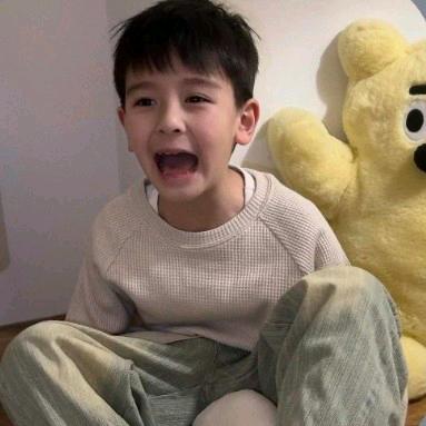 不会舞狮的小胖