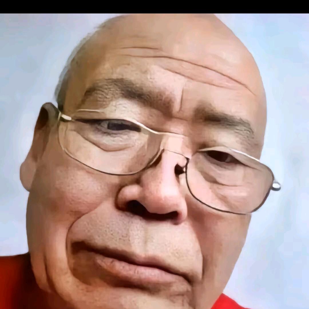 👁👄👁