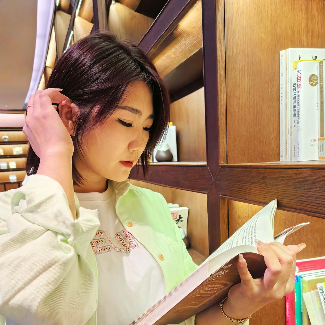 手 刘 弹儿