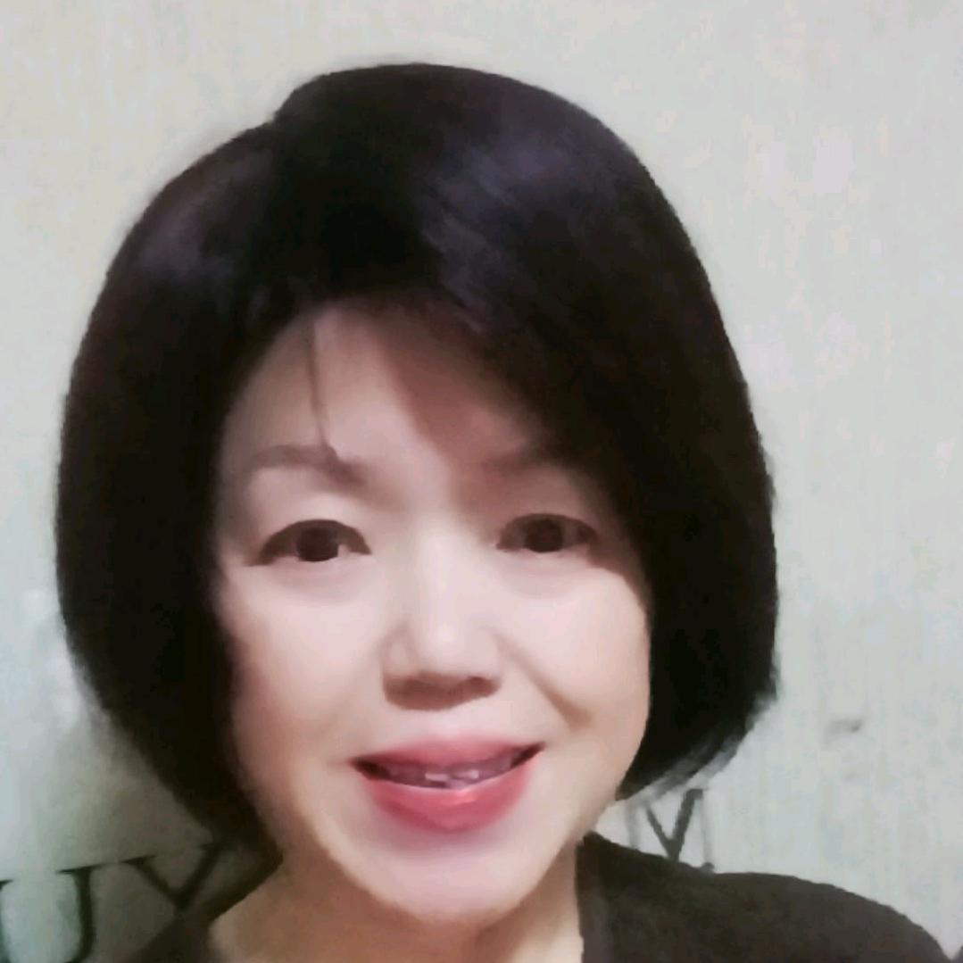 钟姐喜欢看风景