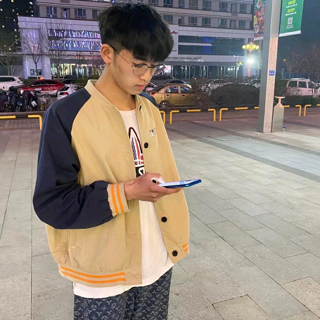 付振东.