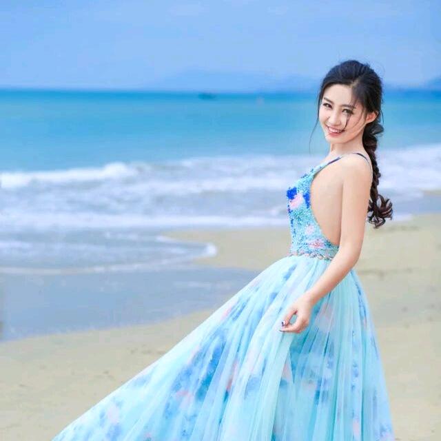 爱笑的昕冉