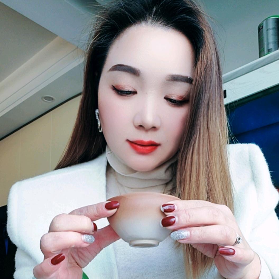 卖卤菜的二姑娘