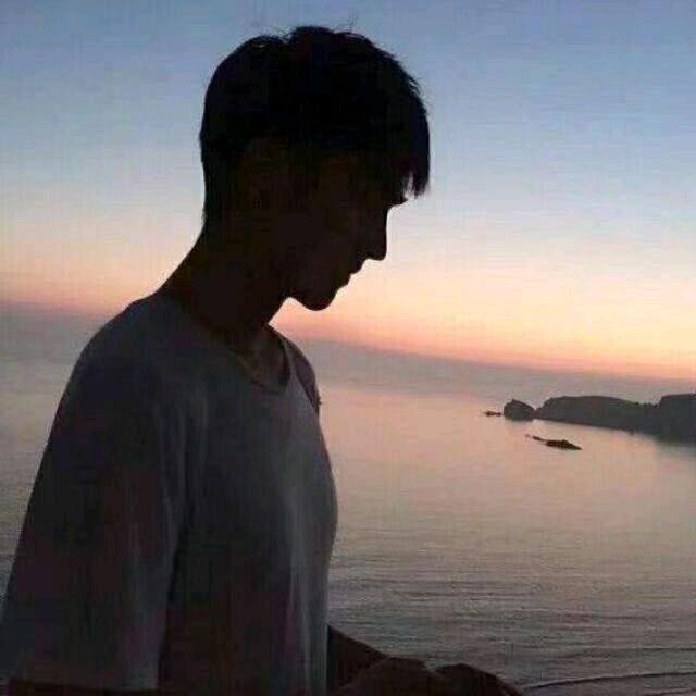 拥 抱