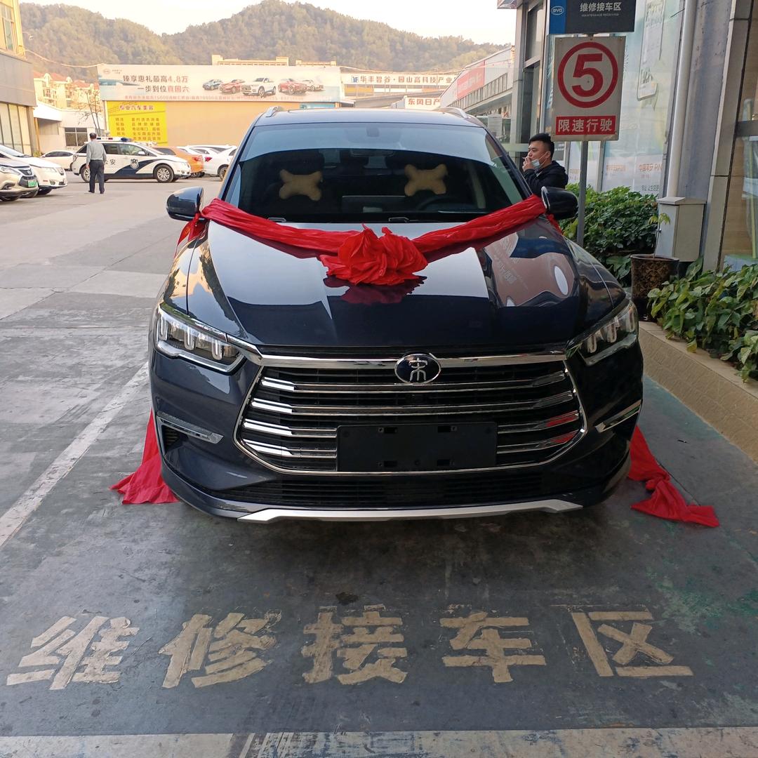 走遍天下，不做大哥好多年。