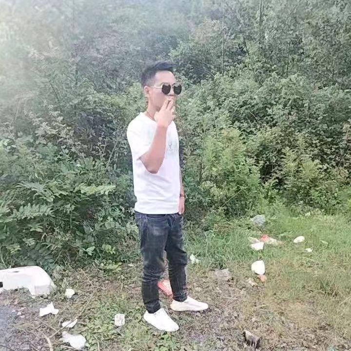 李军！
