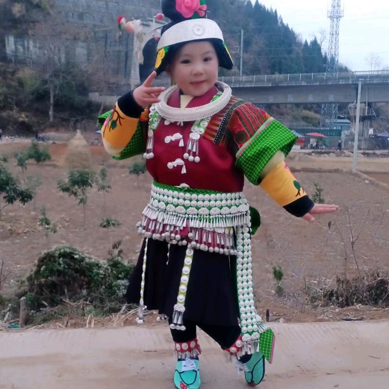 芦笙小舞王