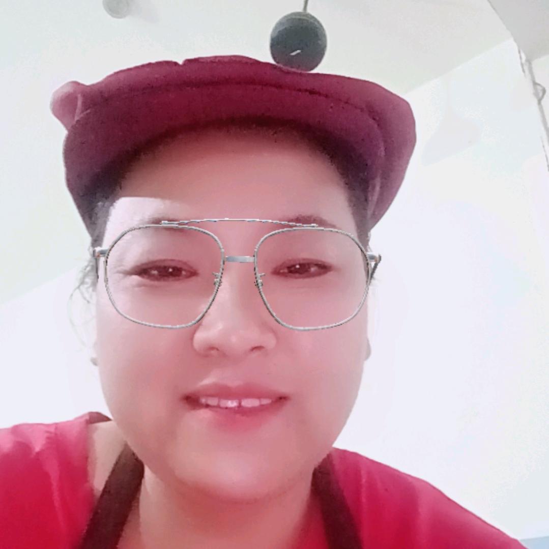 路缘小吃