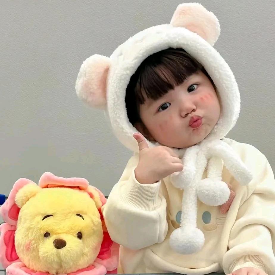 咕噜咕噜喝可乐🥤