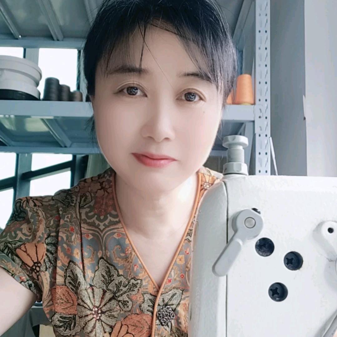 静待回归（红姐样衣工）