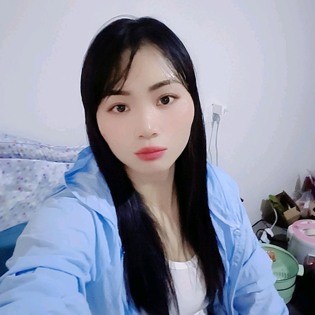 葑心(ง •̀_•́)ง锁爱
