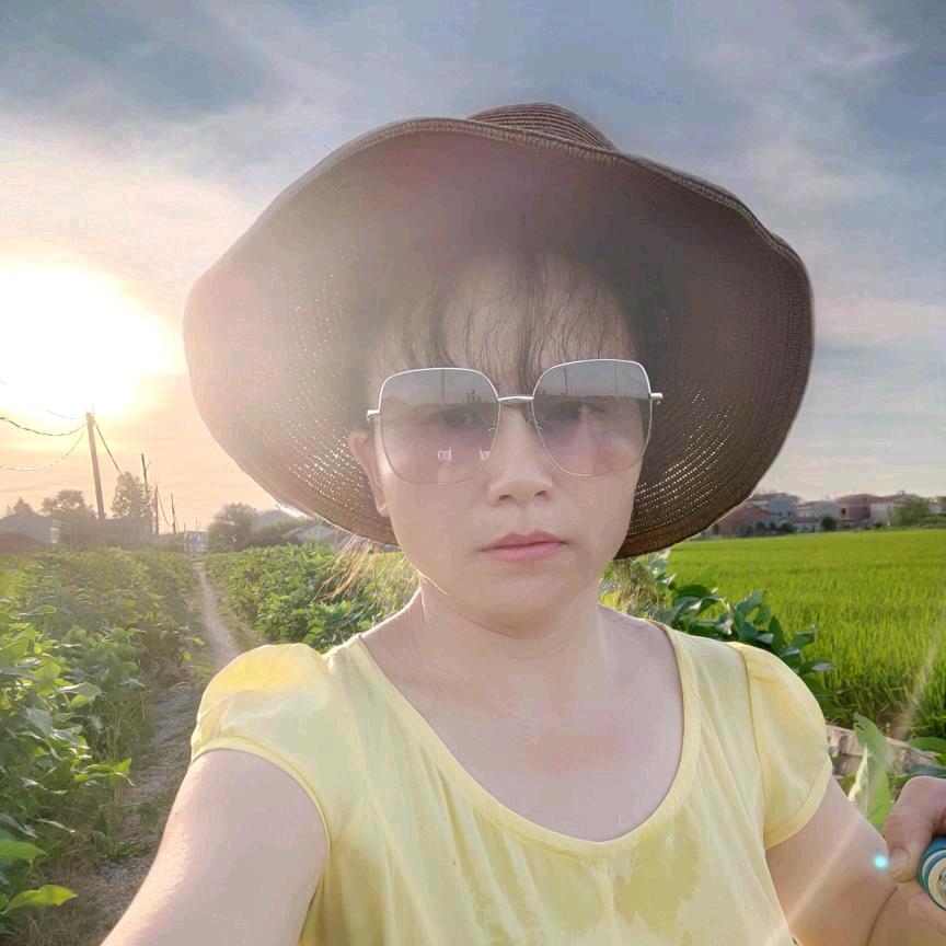 江夏窗帘霞姐