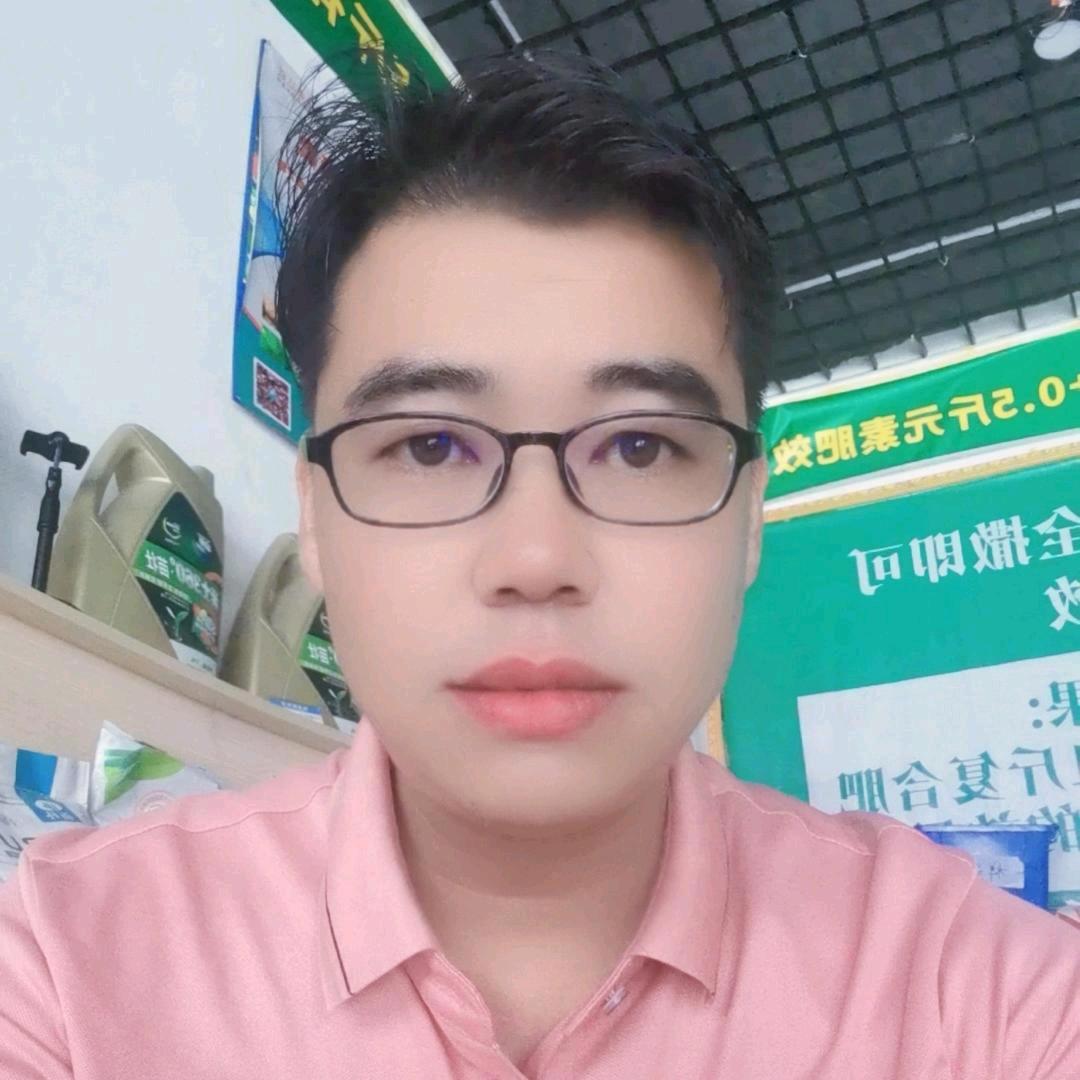 在河池做农资的韦小宝