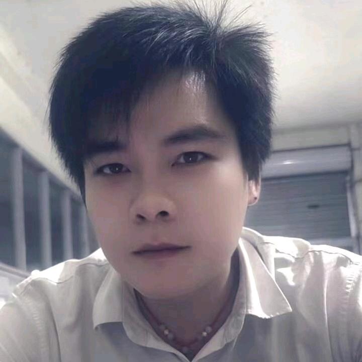 阿伟⁵⁸⁸
