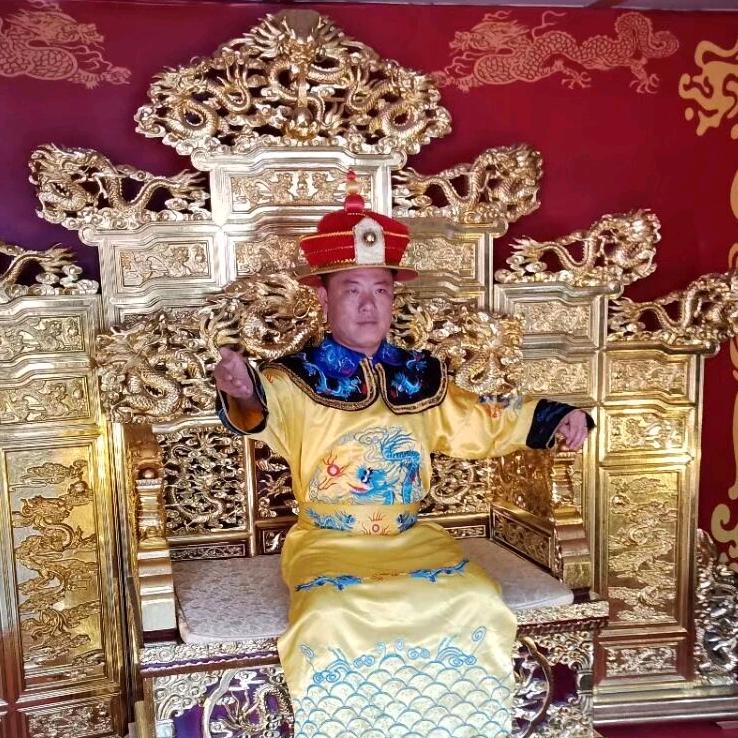 ꧁꫞栋哥来了꫞꧂