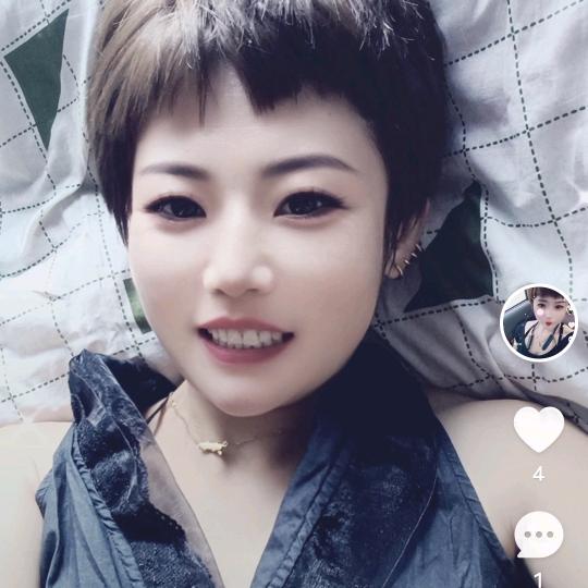 (๑＞ڡ＜)☆≡└( 'o')┘≡┌(