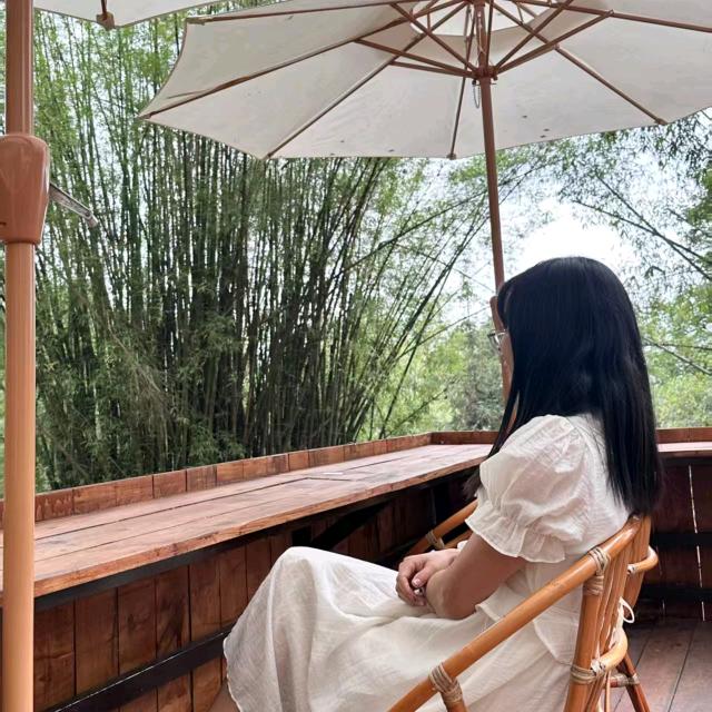 爱穿JK的村干部波波