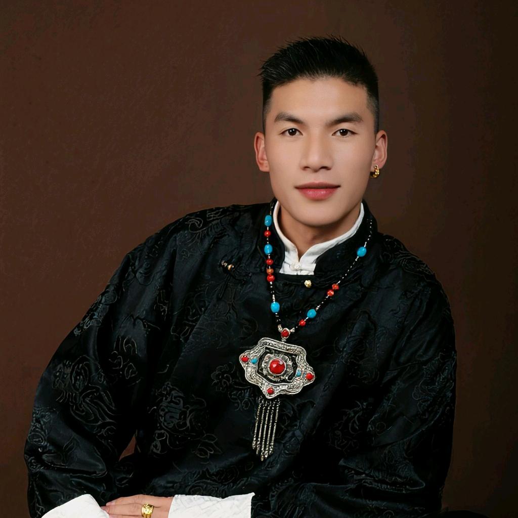 尼玛扎西  户外