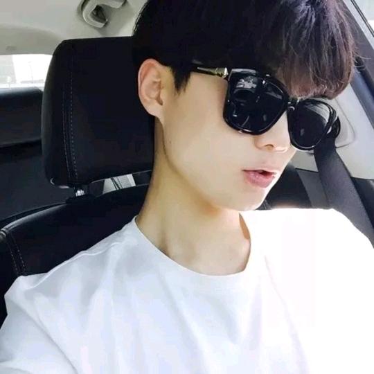 @张玖哲