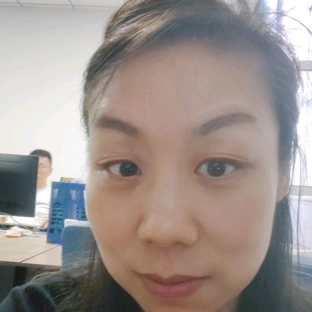 玲子吖