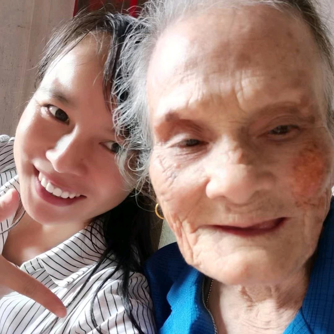 芳姐合意石材橱柜象州店