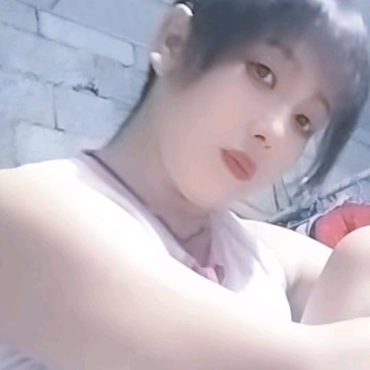 艳