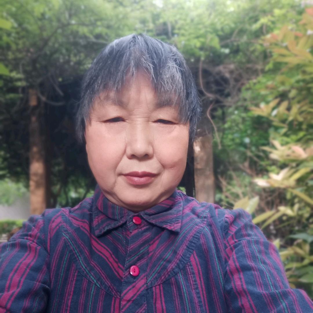 董晨姐(568)早上6点开播