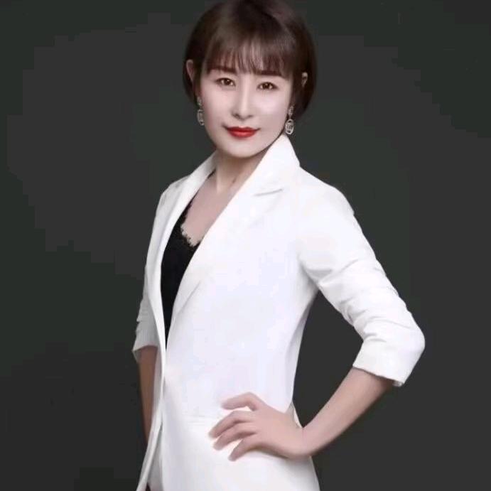 抽动症干预吕老师团队老师