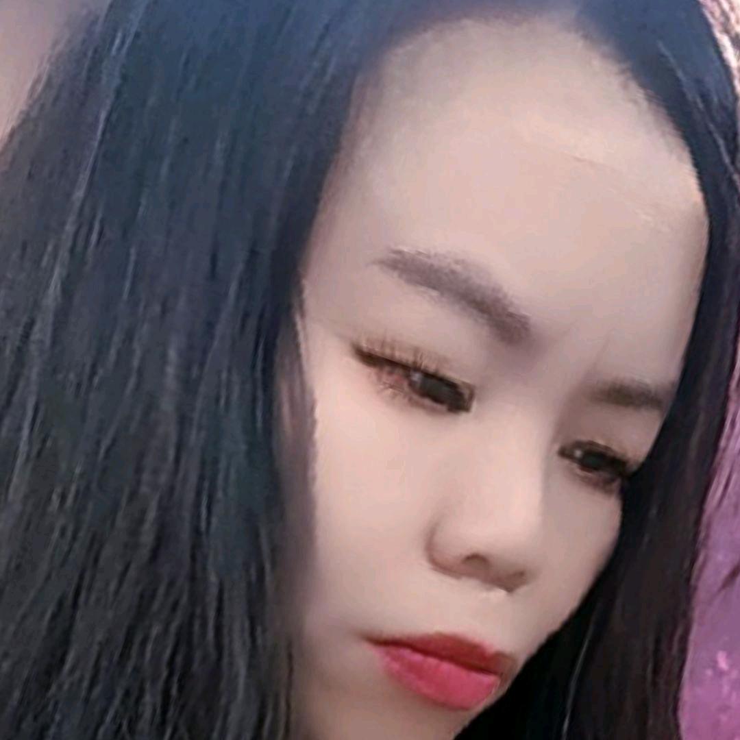 ♥(｡￫容儿v￩｡)♥