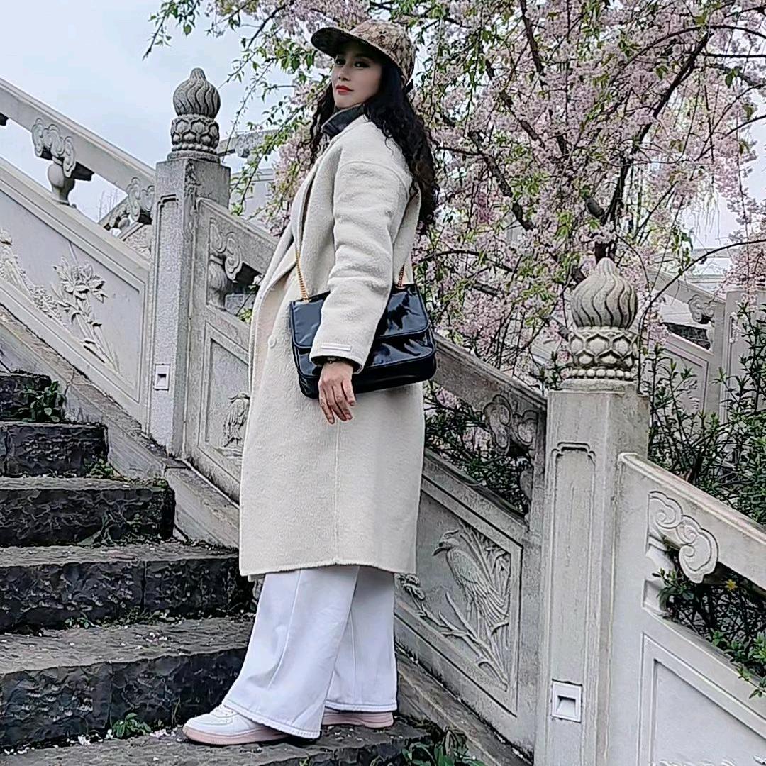 丽丽安