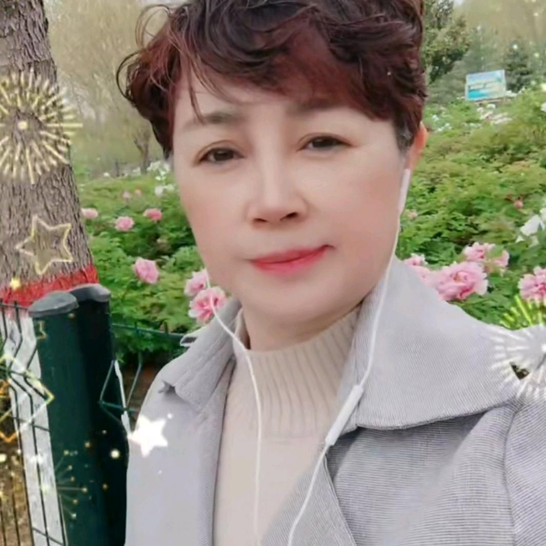 六六奶奶爱追剧