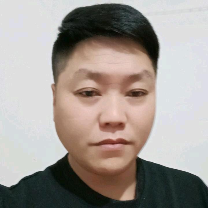 附近