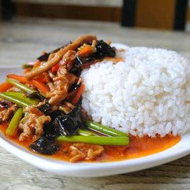 鱼香肉丝盖饭