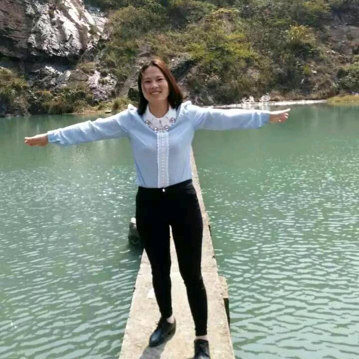 郭家女儿不定时直播