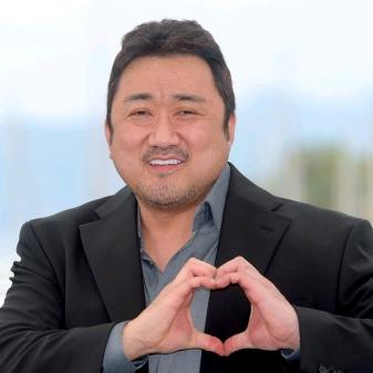 权哥光芒万丈