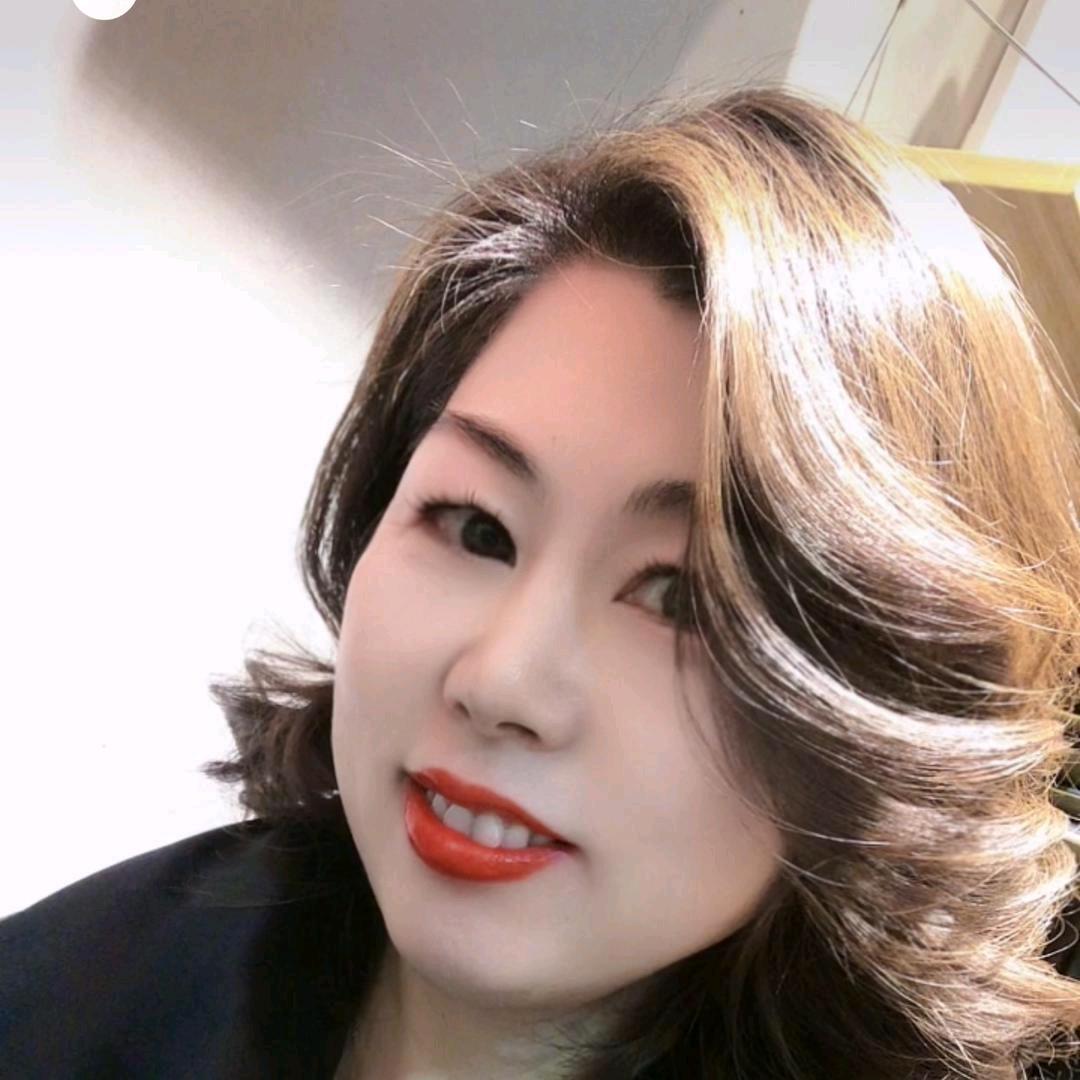 海华女装时尚店